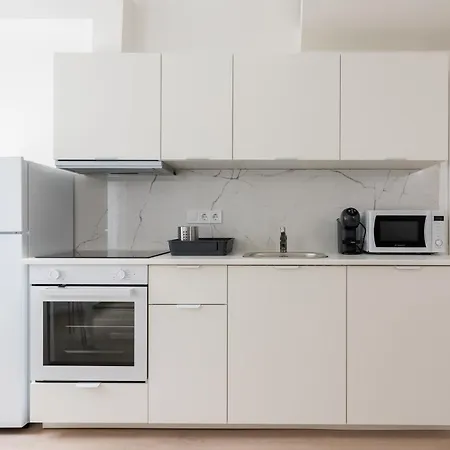 Residences 아파트 *